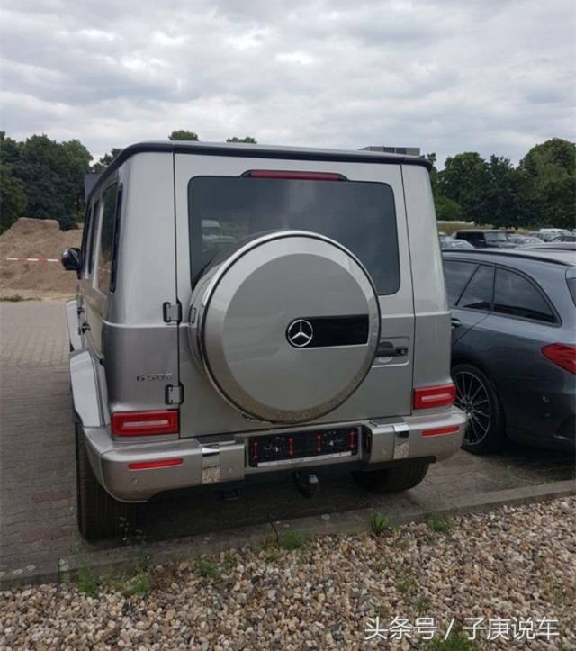 全新奔驰g500怎么看都很好看,网友每个男人心中的大g梦
