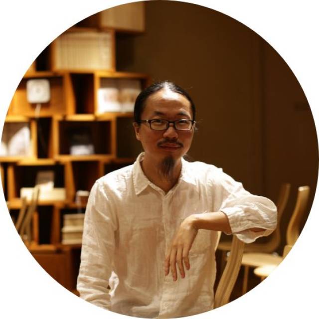 杨函憬|生活设计师现居厦门,goodone旧物仓创始人,同时也是生活设计师