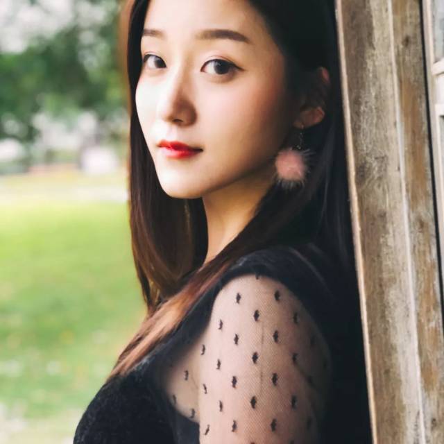 主持人:美美的美辰 节目简介《美美的歌声》是fm89杭州之声推出的