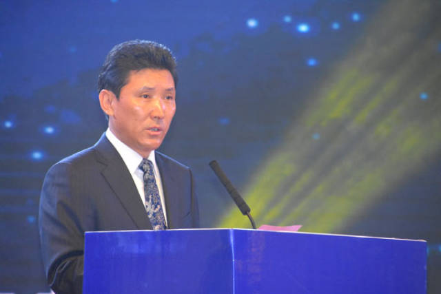 拉萨市市长果果致辞.