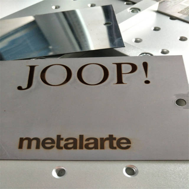 我的深圳激光镭雕机|我的蓝天白云梦|深圳金属激光镭雕机厂家