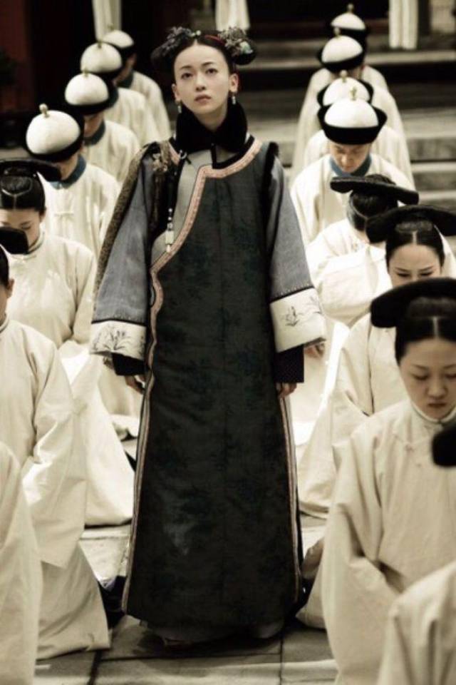 她为复仇进宫,却被"姐夫"乾隆看中,封为令妃!