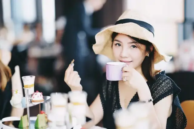 时髦辣妈的魔都游记 | 打卡6000一晚的网红宝格丽酒店!