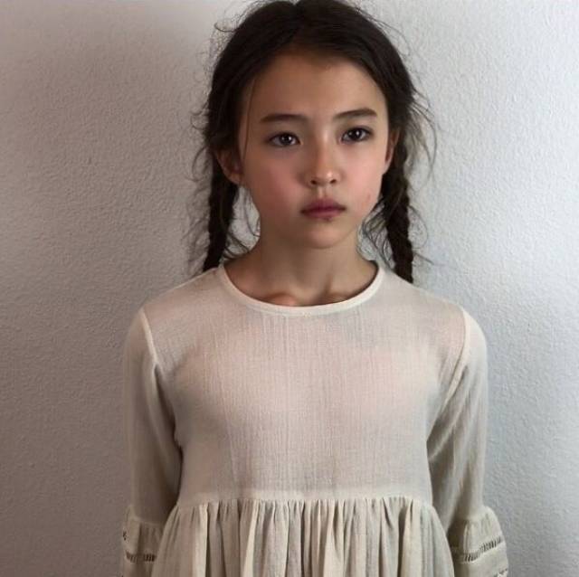 她才10岁,美貌却惊艳了中韩