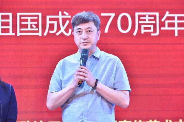 四川华人行影视文化传媒开业盛典暨电视剧项目签约启动