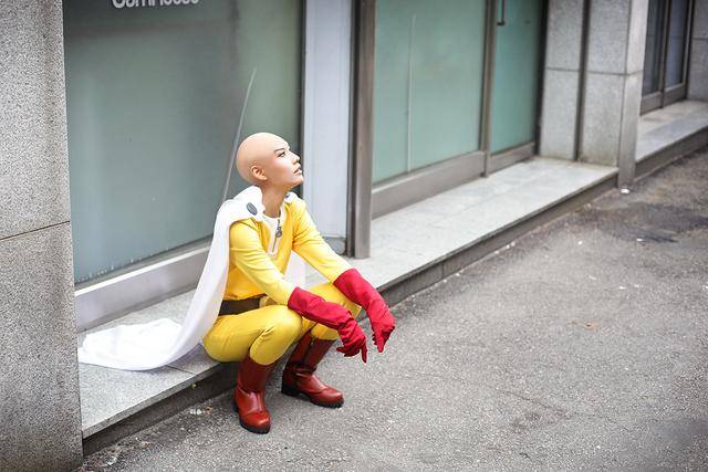 《一拳超人》cos play,汪东城神还原,你们能放过龙卷的裙子么?