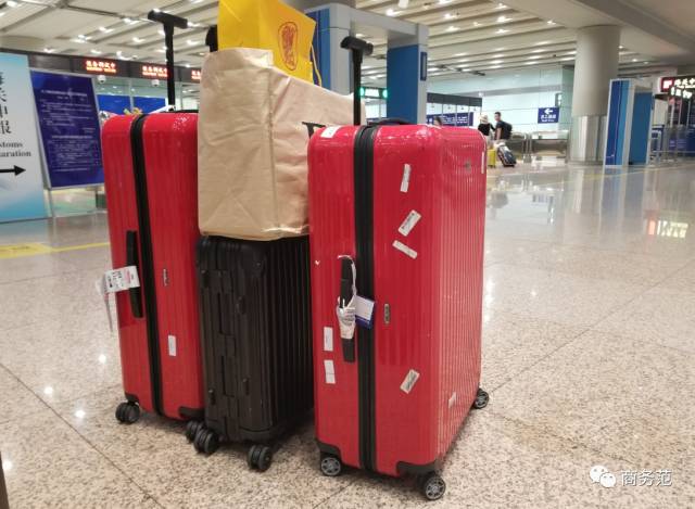 中国骨董 清 時代 紅漆皮衣箱 清代古董衣- Top 100件清