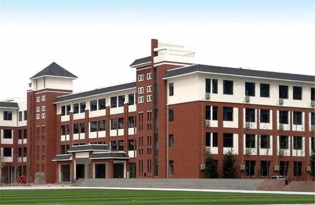 万荣县新建示范小学隆重启航!