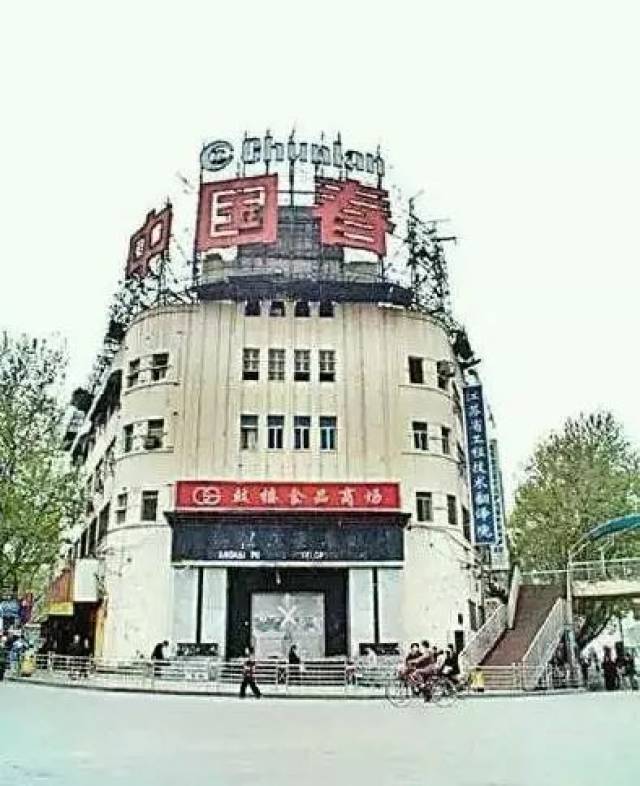 南京鼓楼广场的四季,惊艳了世人!你都见过吗?
