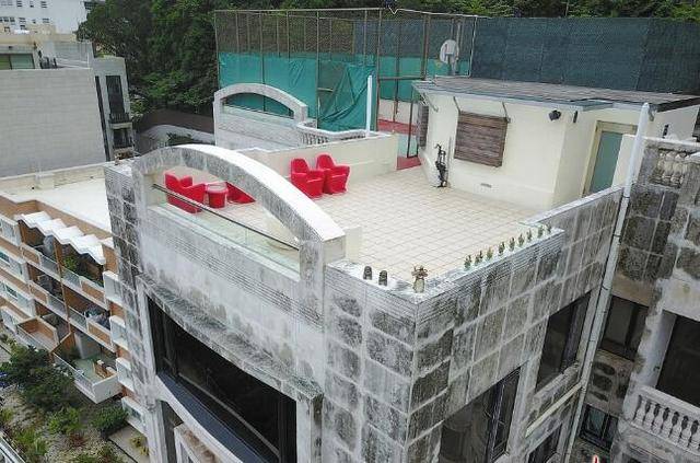 郭富城方媛香港千万豪宅,依山傍水风景绝佳,室内装饰奢华