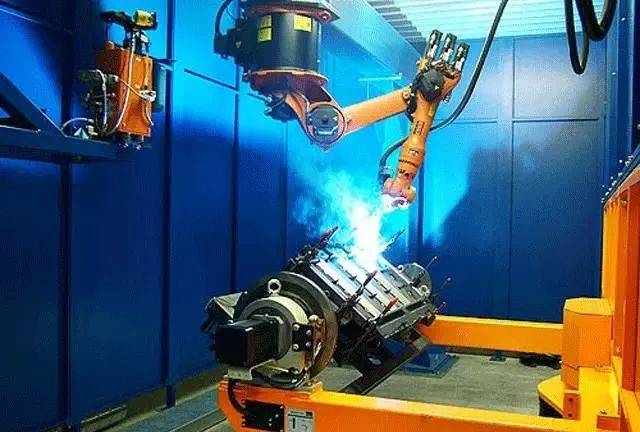 机器人焊接可提高工作效率