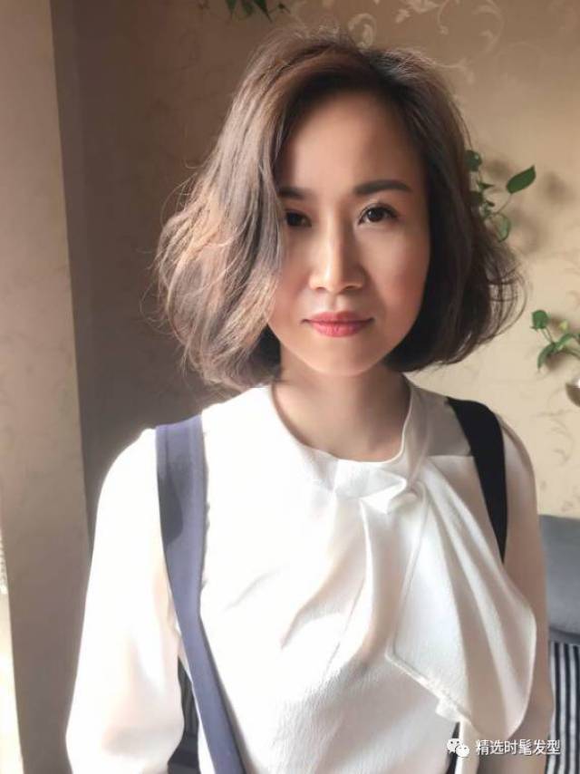 精选辣妈减龄短发30款