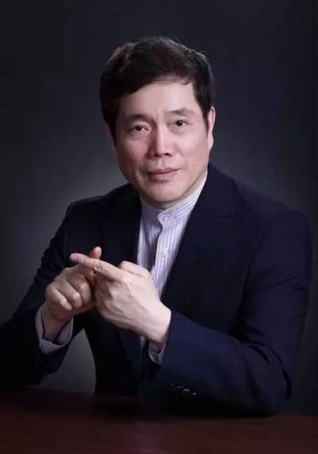 【伴公汀】新一批上海市政府参事受聘,姜平为现任市政府参事室主任