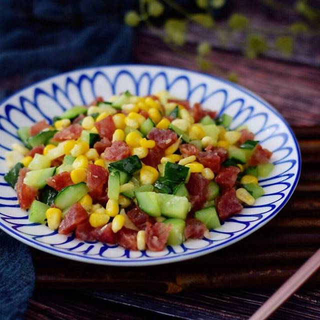 夏日下飯菜譜,黃瓜玉米炒臘腸做法,簡單的美味-美食頻道-手機搜狐