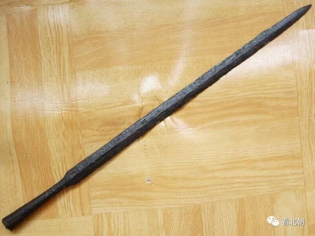 还有附上图片……这是以前北朝讨论过的槊的图片…我量了不少燕尾槊了