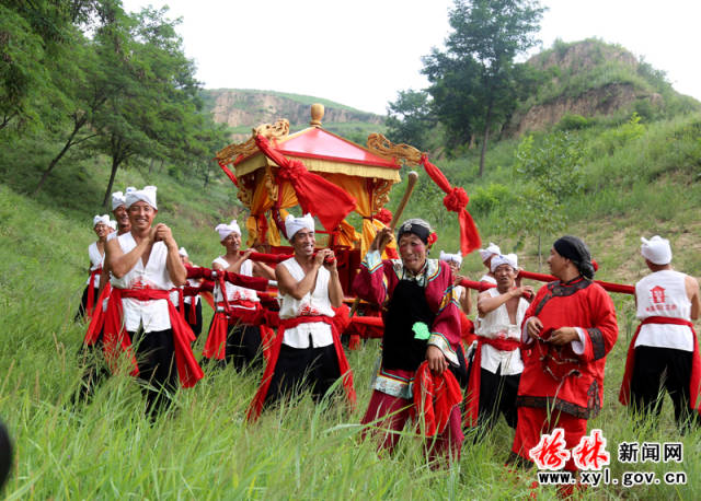 央视《魅力中国城》录制组走进米脂取景拍摄