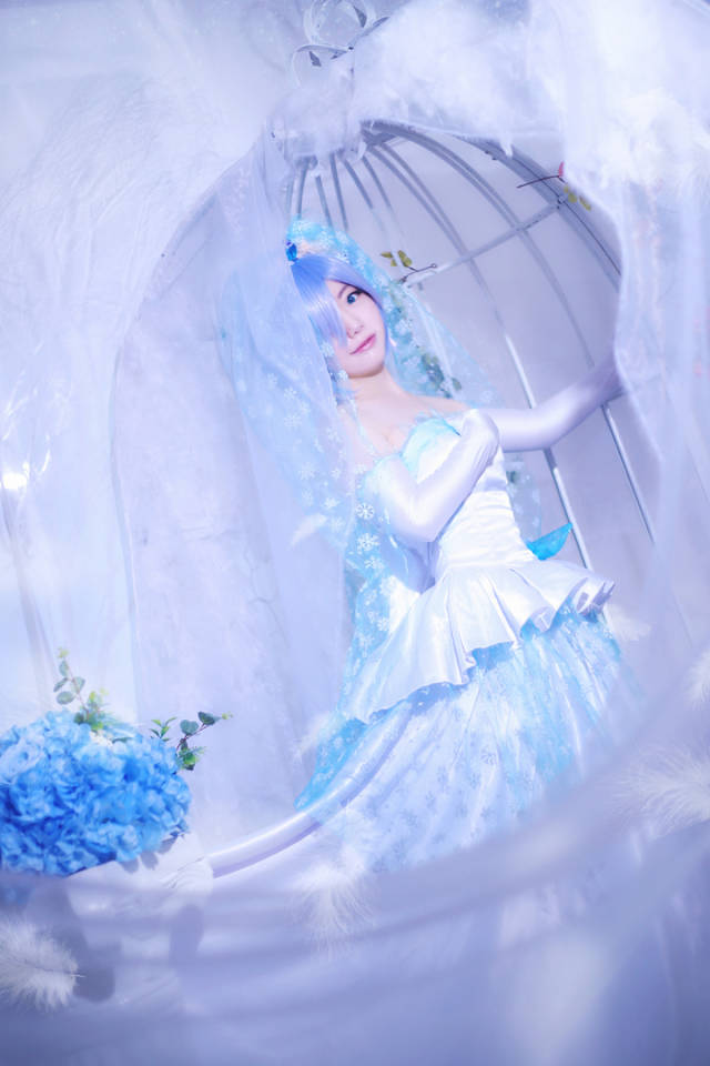 雷姆cosplay 超夢幻婚紗小公舉