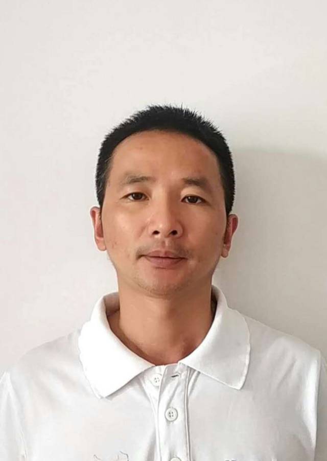 江西省教育厅 张向前 南昌县莲塘二中/新疆克州二中 副校长 张向前