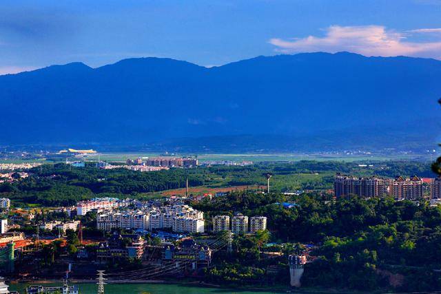 位于云南省南端西双版纳傣族自治州的景洪就是所谓的明山了.