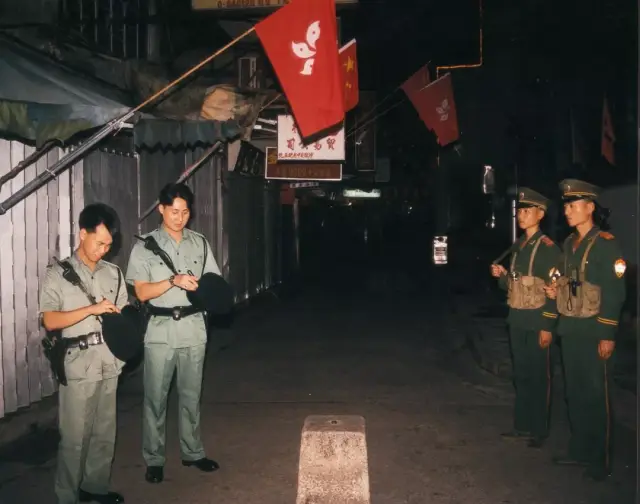 香港警服变迁图片