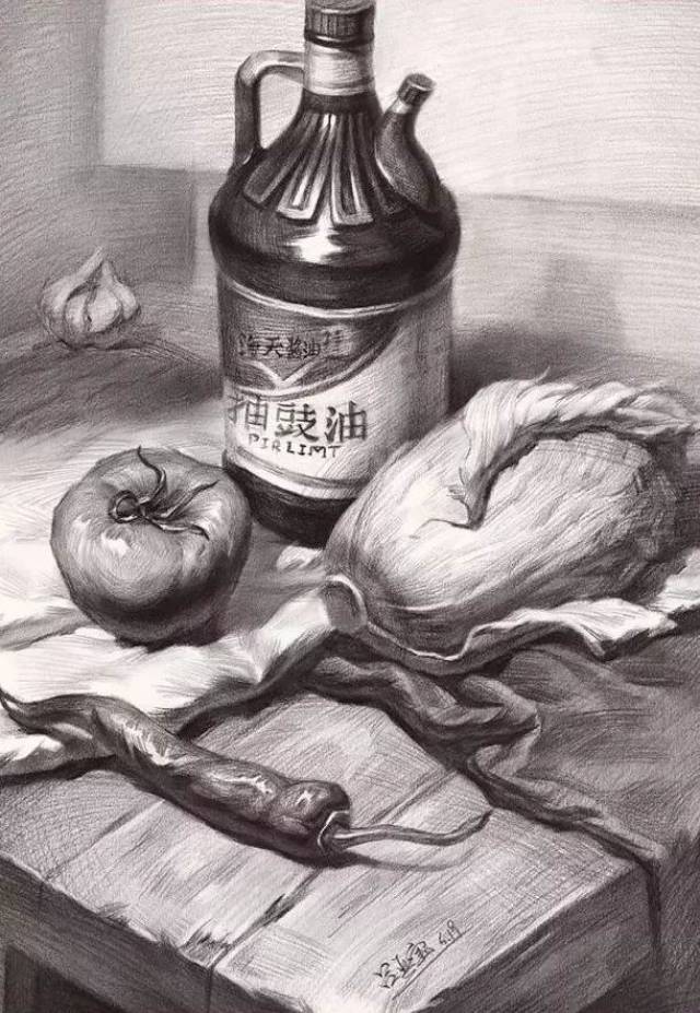 素描静物】画塑料与画玻璃的质感有什么不同？_搜狐网