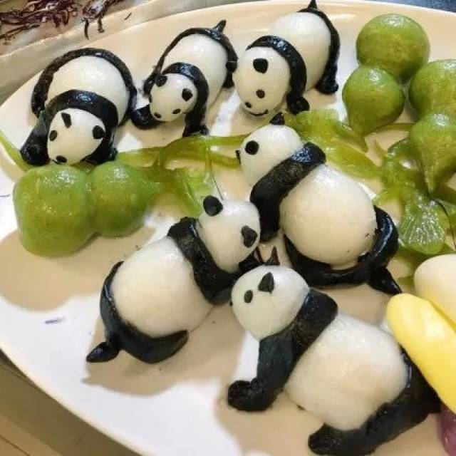 顾客点了一个"熊猫包子",上菜后顾客傻眼……-搞笑频道-手机搜狐