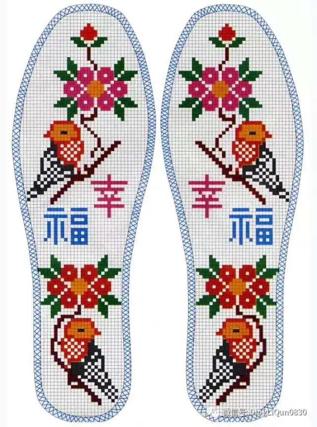 这么多美丽的图纸,不一定全部要用来绣鞋垫,抽出一部分图案绣在其它