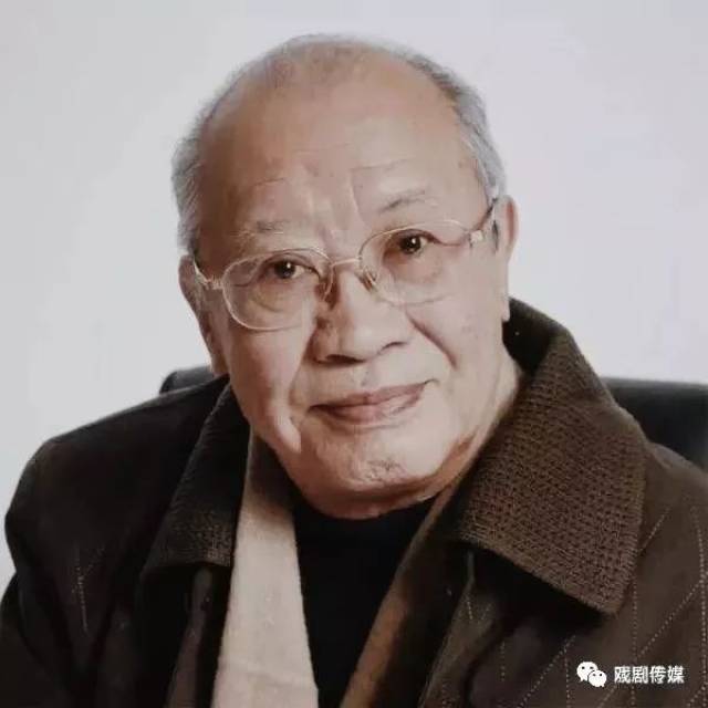 罗锦鳞:中央戏剧学院教授,博士导师,导演艺术家.