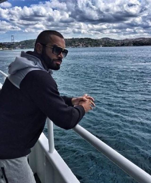 拉扎尔-安格洛夫