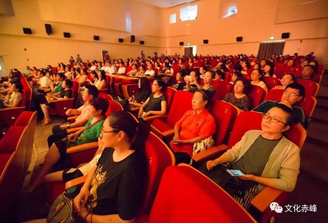 八月五号玉龙广场为您演出!约起!