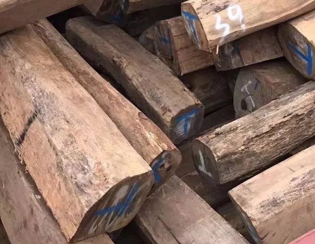 主产于印度,印度尼西亚等地,目前主要从印度尼西亚进口.