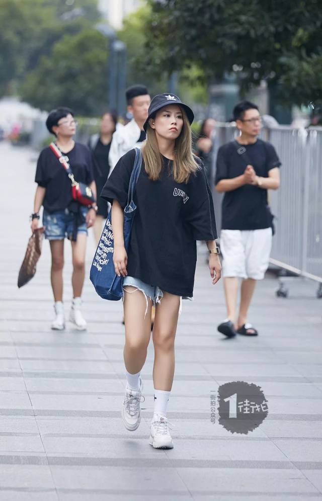 "土味"运动装怎么穿才潮?