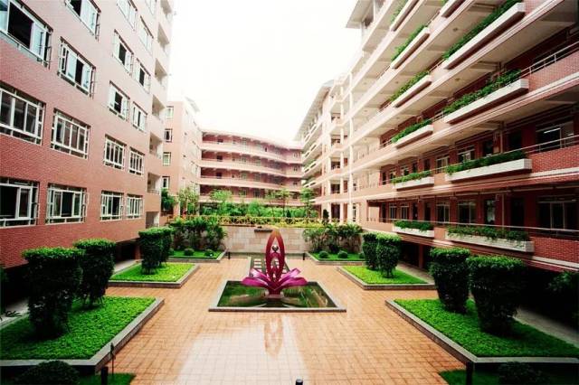 荔湾故事丨真光书院:明灯依旧 学子如光熠熠生辉