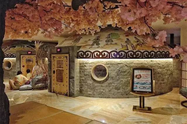 【金牛区卡拉卡拉漫99元】1大1小温泉套票~含三餐 温泉 游泳汗蒸 影院