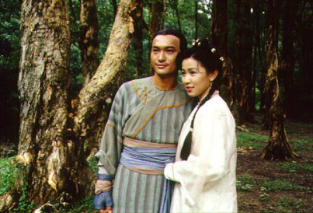 19年前播出的这部剧是佘诗曼邵美琪滕丽名三