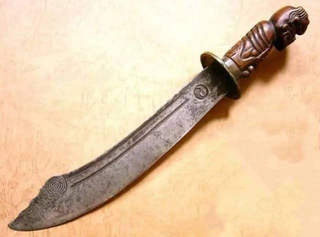 梁山好汉人人有刀,这三把最凶,一把杀的牲口怕,两把刀下不留人