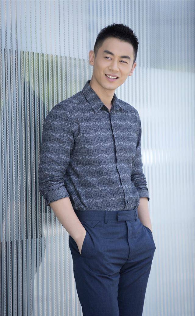 娱乐圈老戏骨接班人已新鲜出炉,胡歌朱亚文凭实力上榜