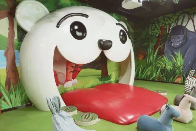 杭州长乔吉泡泡乐园主要分三个区块 亲豚湾,缤纷糖果街和泡泡剧场