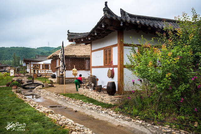 曾因洪水被毁,重建后成为当地最美的朝鲜族民俗村,游客来了不想走
