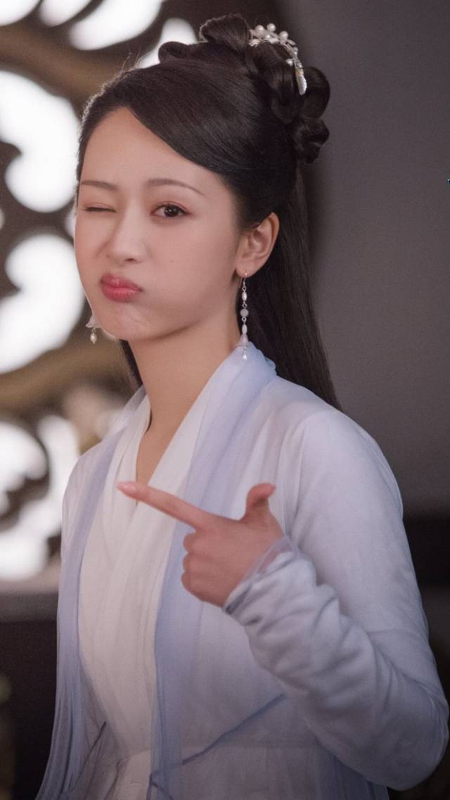 杨紫出演的白夭夭和锦觅,你觉得哪一个角色颜值更高