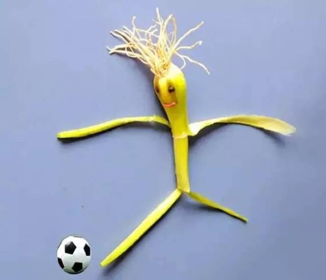 因为我是蔬菜家族的第一位歌星,所以很红.