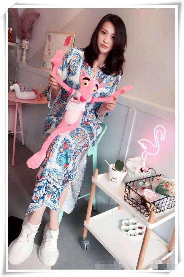 惠若琪不过扎了俩麻花辫,就从女汉子变软妹子,网友:太俏皮了!