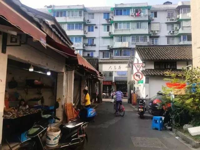 小编带你去找zui接地气的市井,街头美食~大部分人没去过