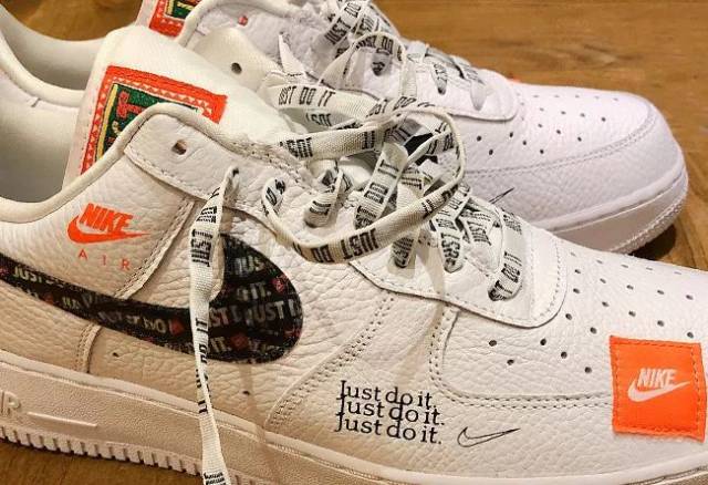 细节超丰富！陈建州上脚Nike Air Force 1 PRM “JDI”_手机搜狐网