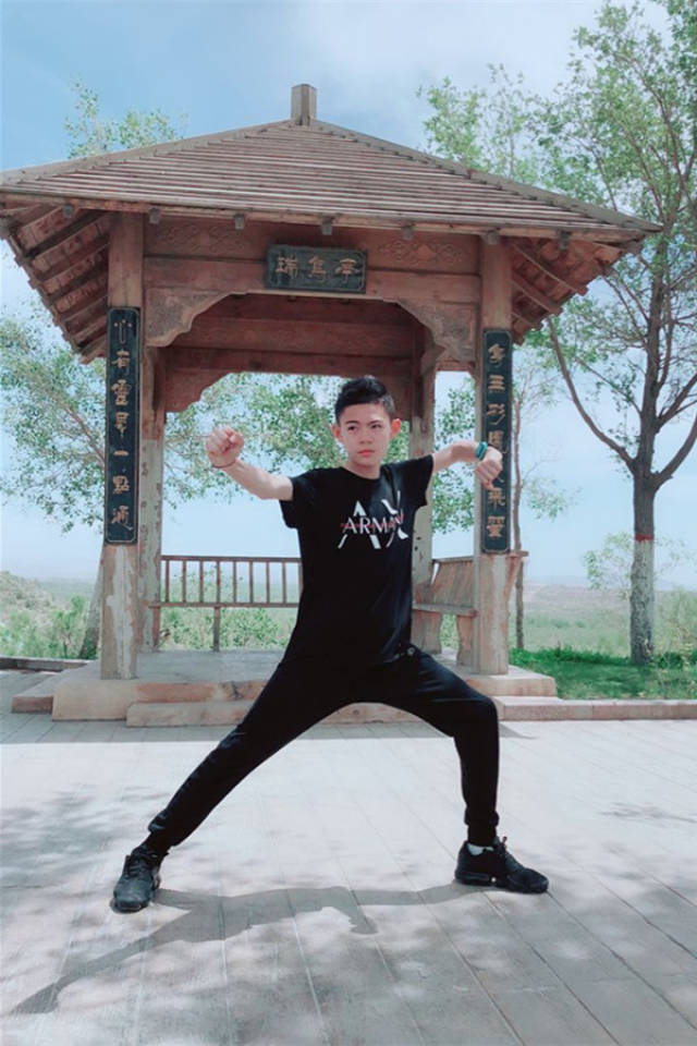 专访|"贾宝玉"释小松:做演员对我来说,是一种童年的补偿