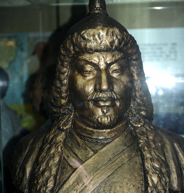 金亡后留下一支强悍军队,南宋不要,蒙古领去成为进攻南宋利器