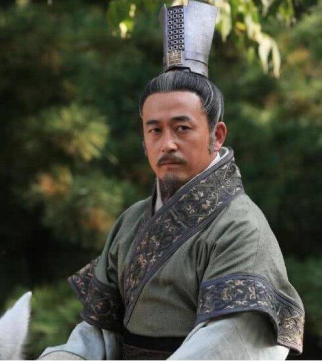 为什么秦孝公一死,秦惠文君便听大臣之言把功臣商鞅杀死并灭族无姓?