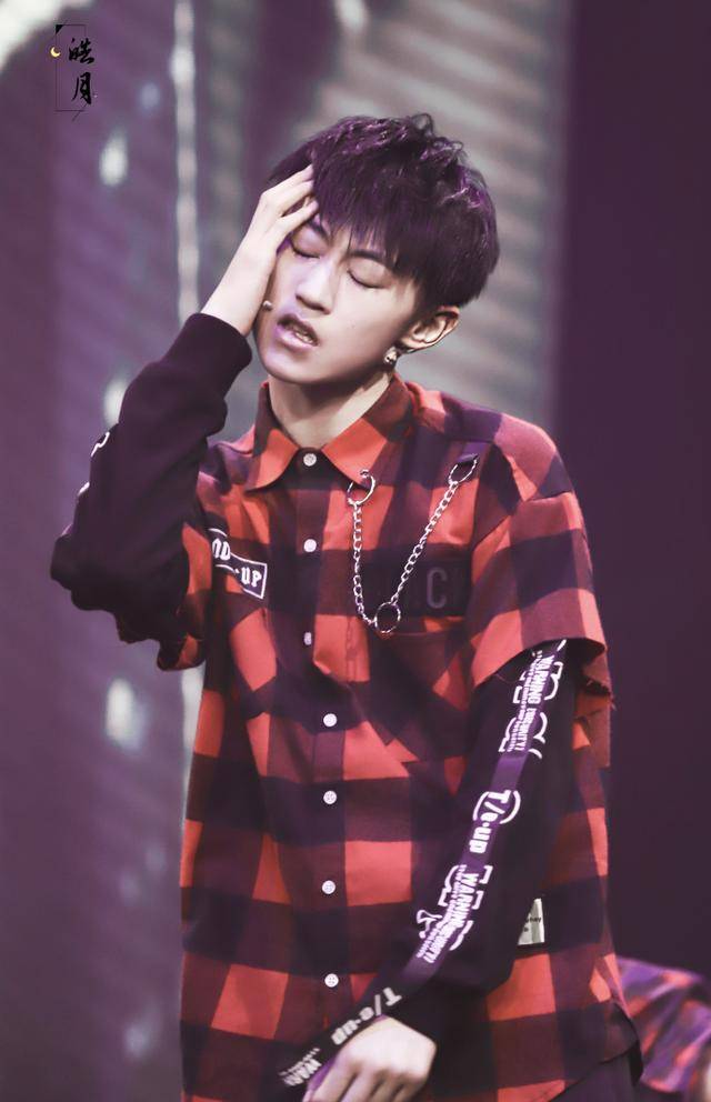 易安中学恩皓0808生日快乐!