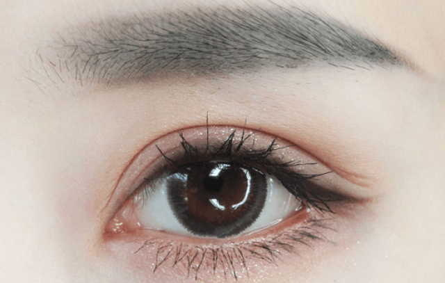 chell阳子老师分享:你会画眼妆吗?