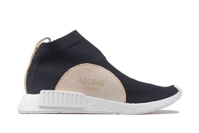 新货推荐丨adidas nmd cs1 pk boost 黑白 袜套跑步鞋 现已上架